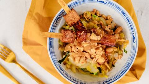 Groente bowl met tofu-saté